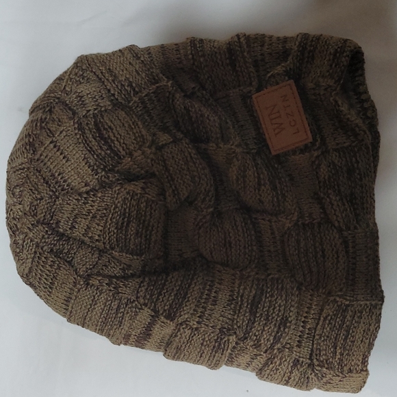 TOQUE & NECK WARMER SET - Picture 2 of 3